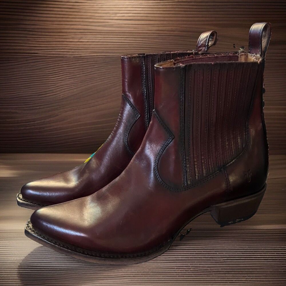 Frye Women's Sacha Western Chelsea Booties Shoes Size 7.5B Red Oxblood Leather